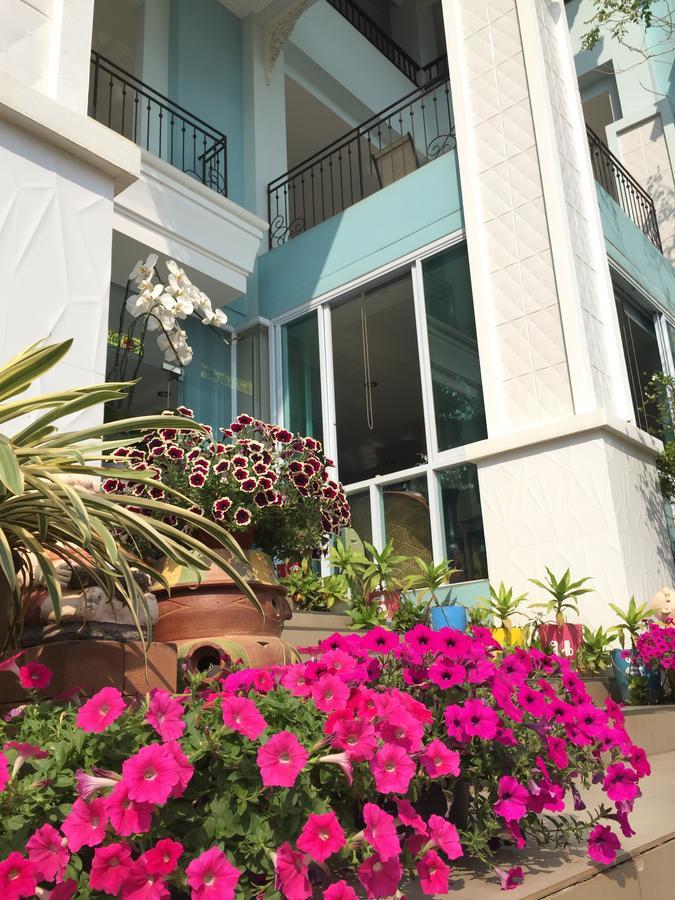 Crystal Nongkhai Hotel Nong Khai Dış mekan fotoğraf