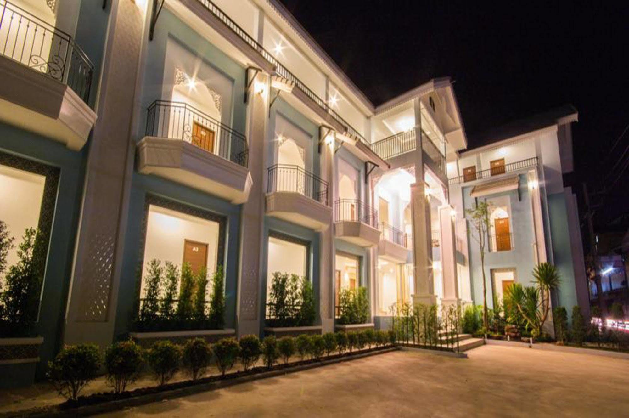 Crystal Nongkhai Hotel Nong Khai Dış mekan fotoğraf