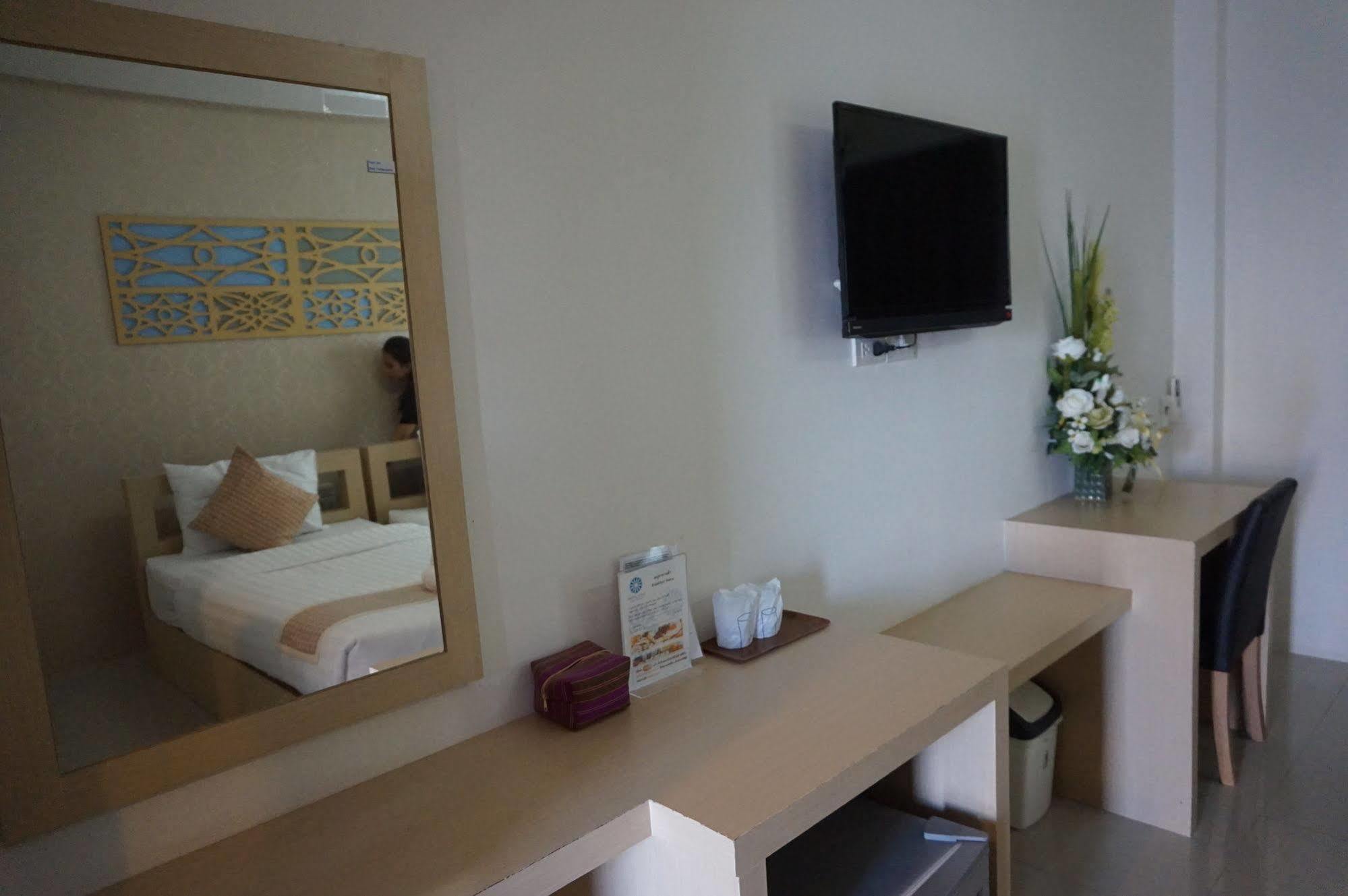 Crystal Nongkhai Hotel Nong Khai Dış mekan fotoğraf