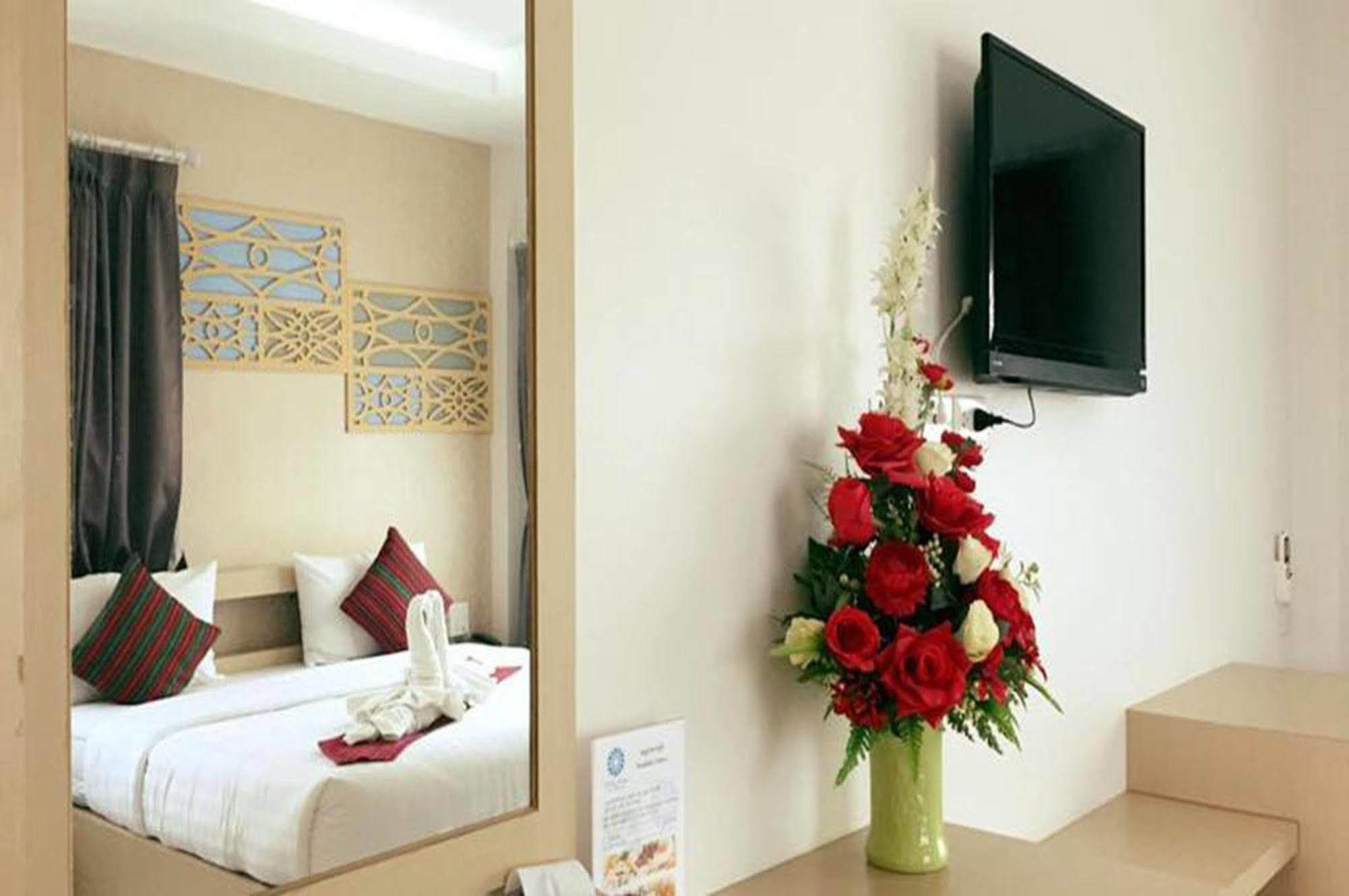 Crystal Nongkhai Hotel Nong Khai Dış mekan fotoğraf